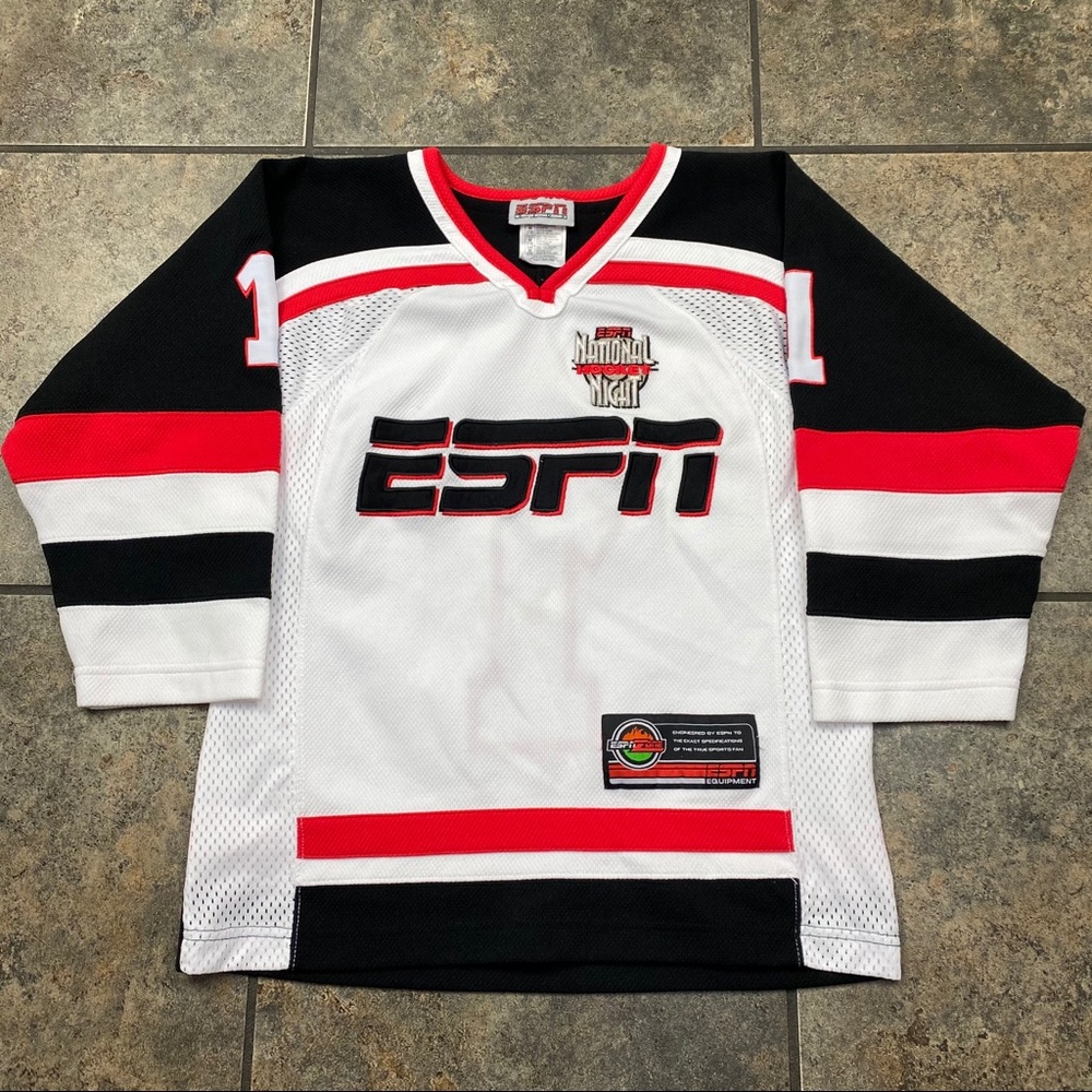 Boy’s VTG 90’s ESPN Zone Hockey Jersey Size Medium(7/8)